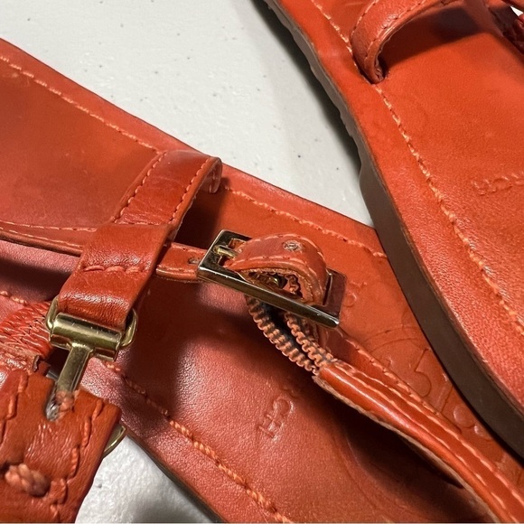 Tory Burch Ali Leather Sandals - Picture 12 of 13